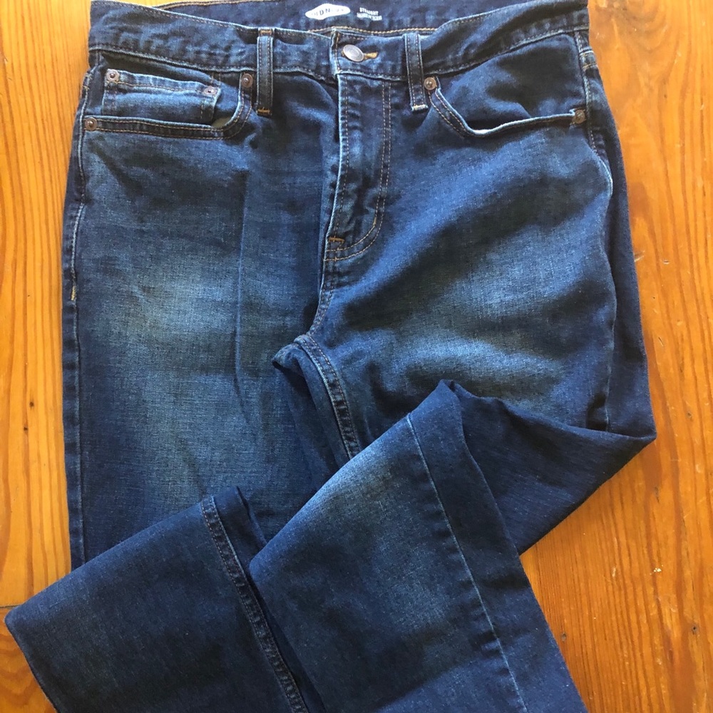 Men’s Medium Wash Jeans